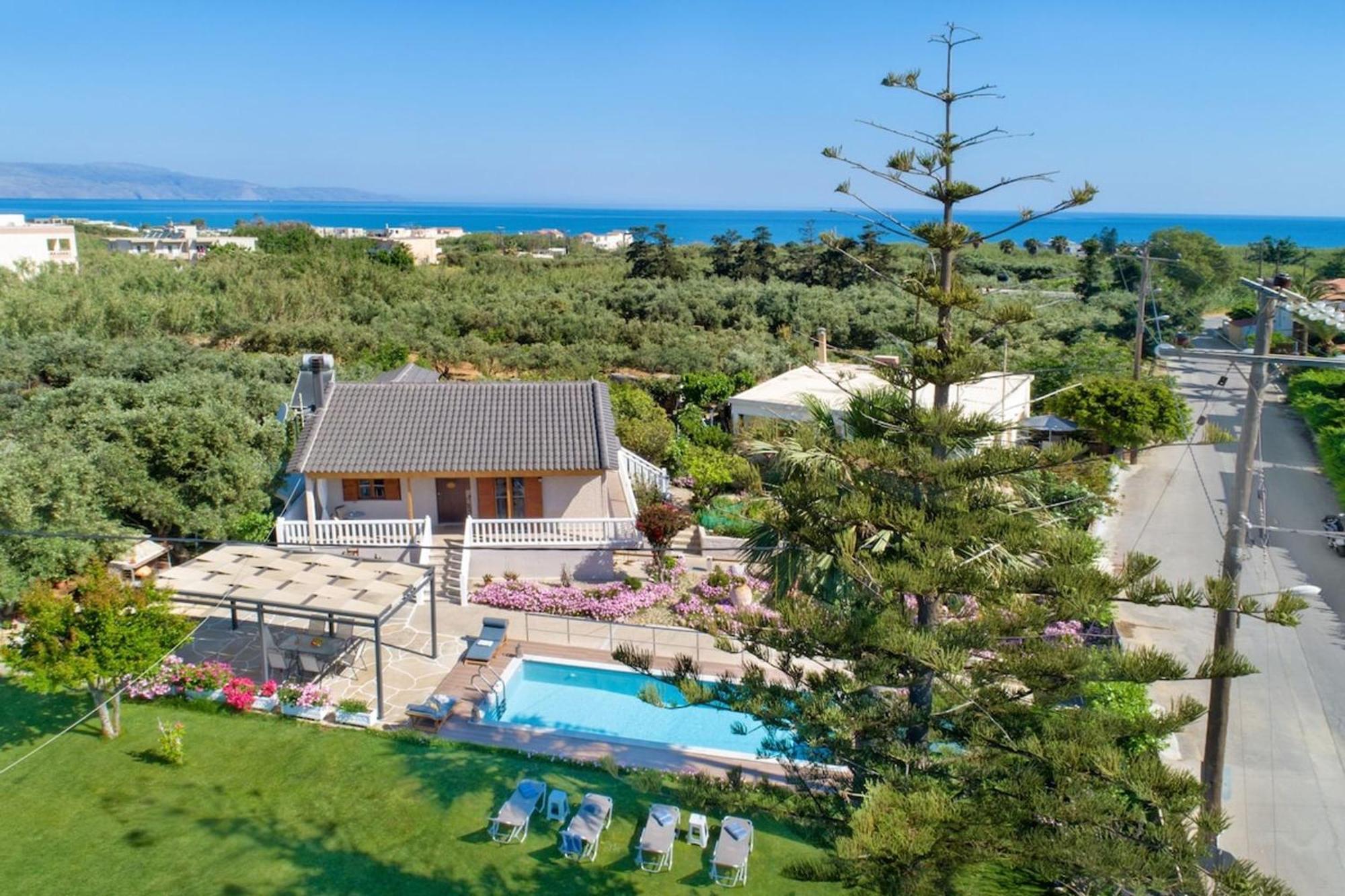 Santy Villa - Gerani يورانيون المظهر الخارجي الصورة